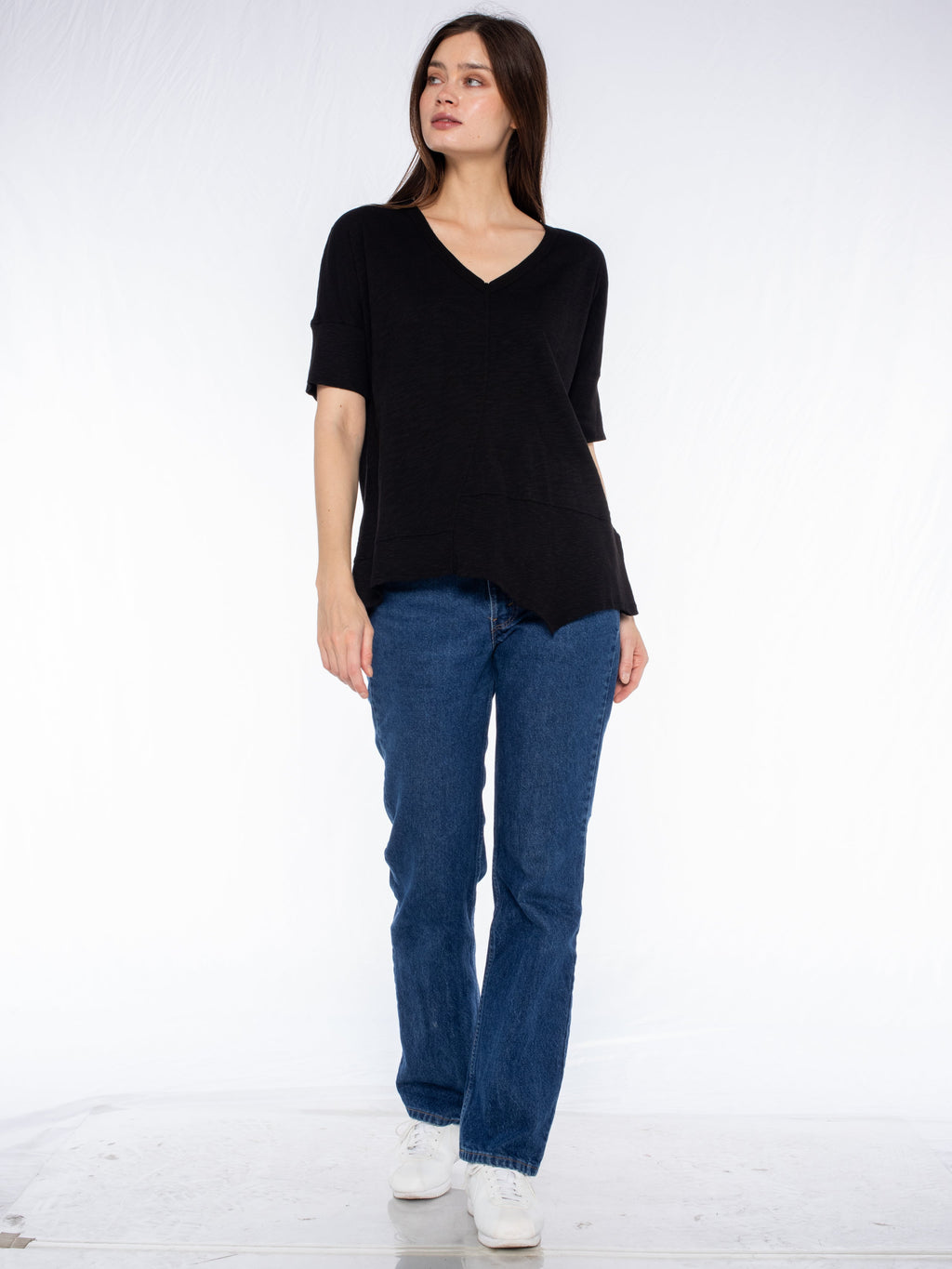 V-Neck Short Sleeve Tee w/ Rib Slanted Hem