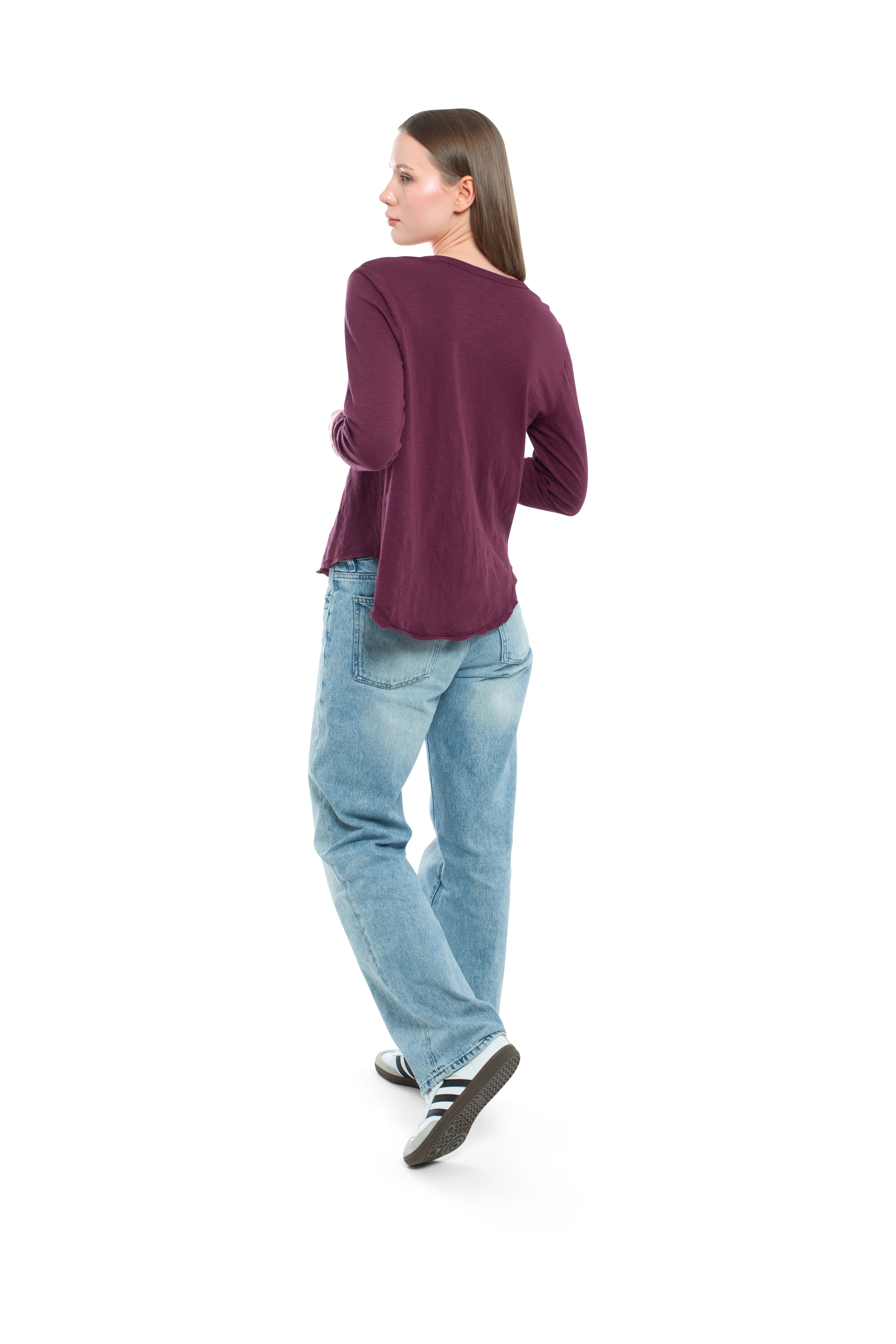 Long Sleeve V-Neck w/ Raw Hem Shirttail