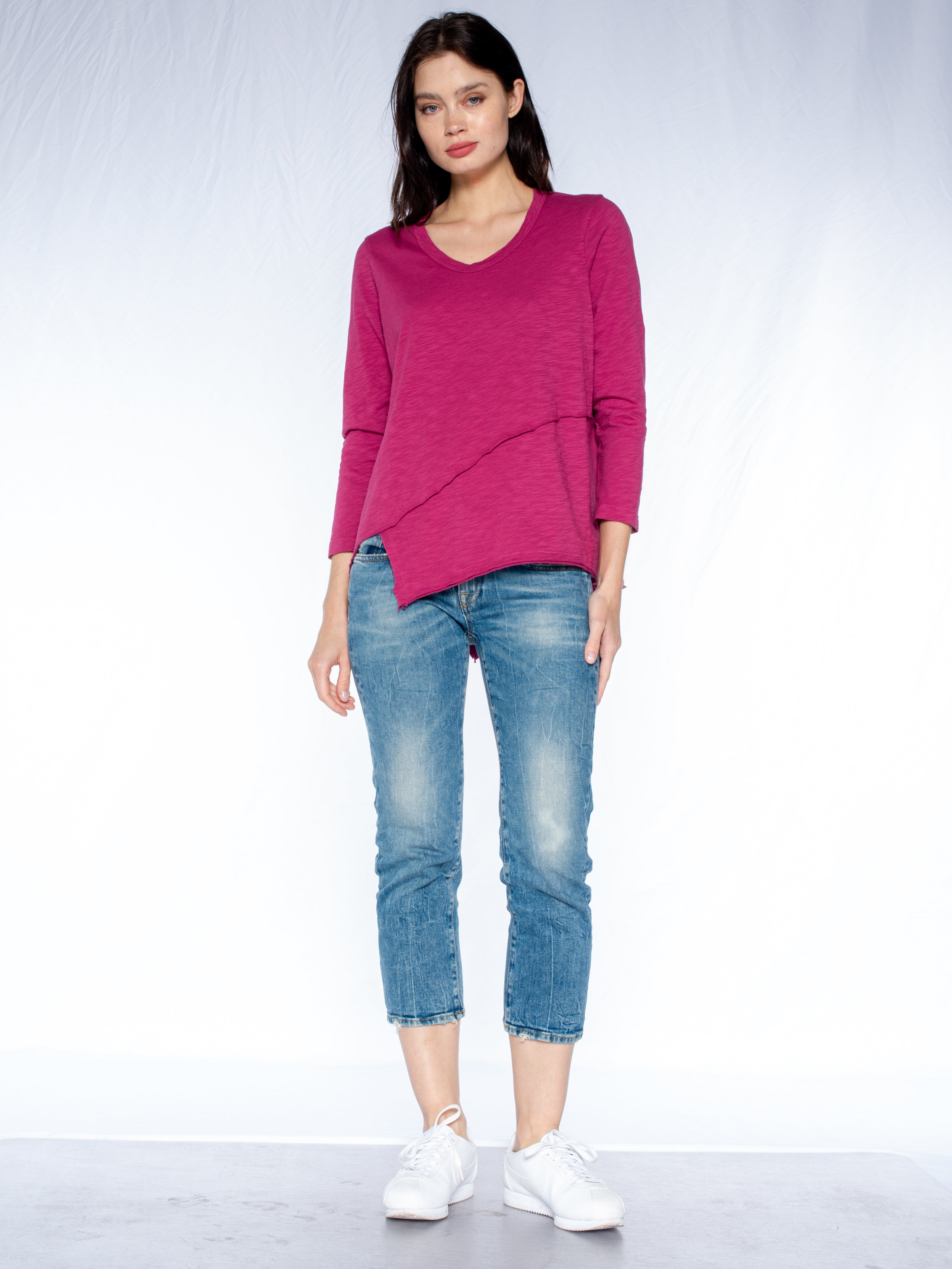 Crew 3/4 Sleeve EZ Cross Over Hem Shirt