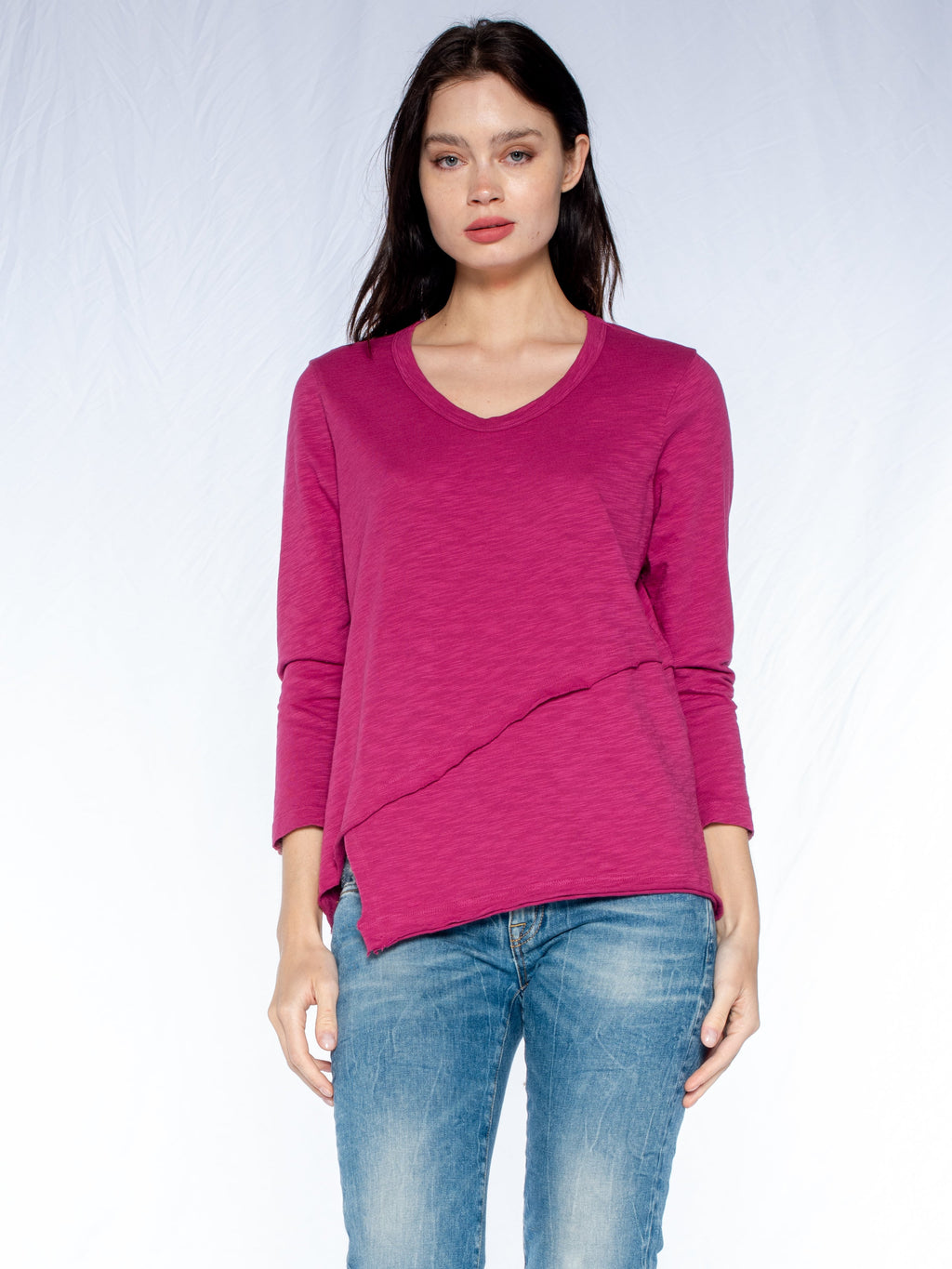 Crew 3/4 Sleeve EZ Cross Over Hem Shirt