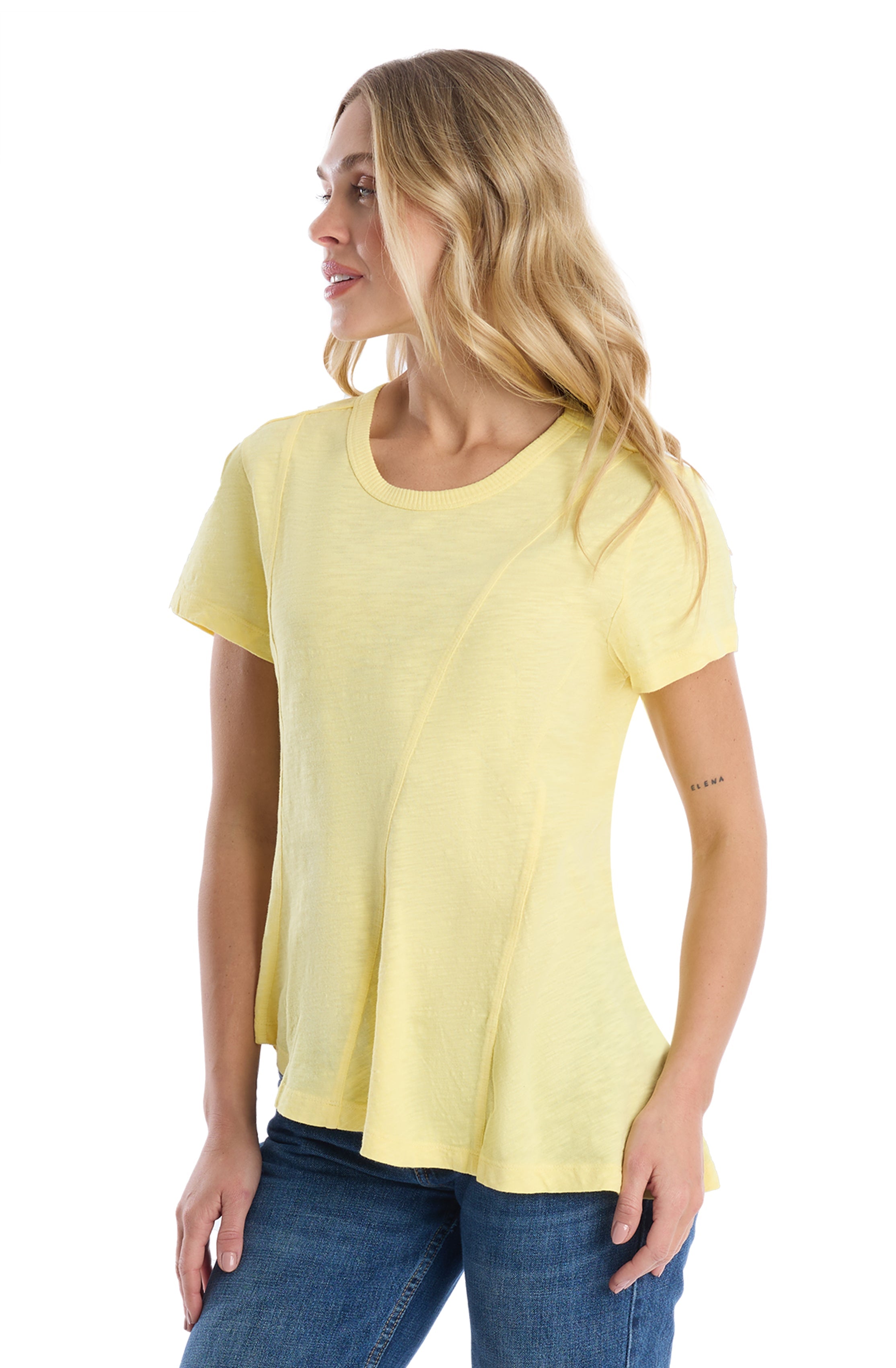 Round neck short sleeve tee