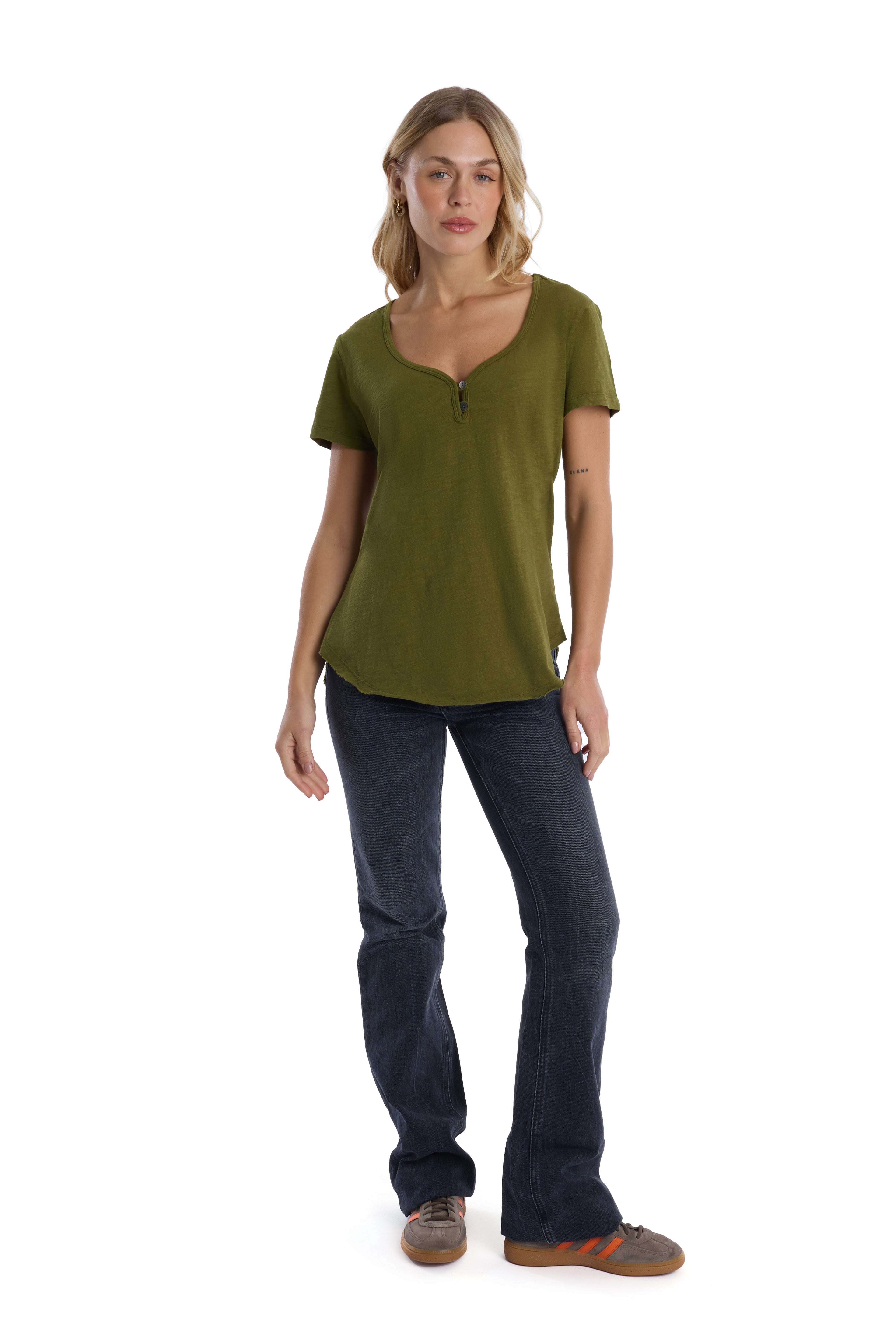 V-neck henley short sleeve