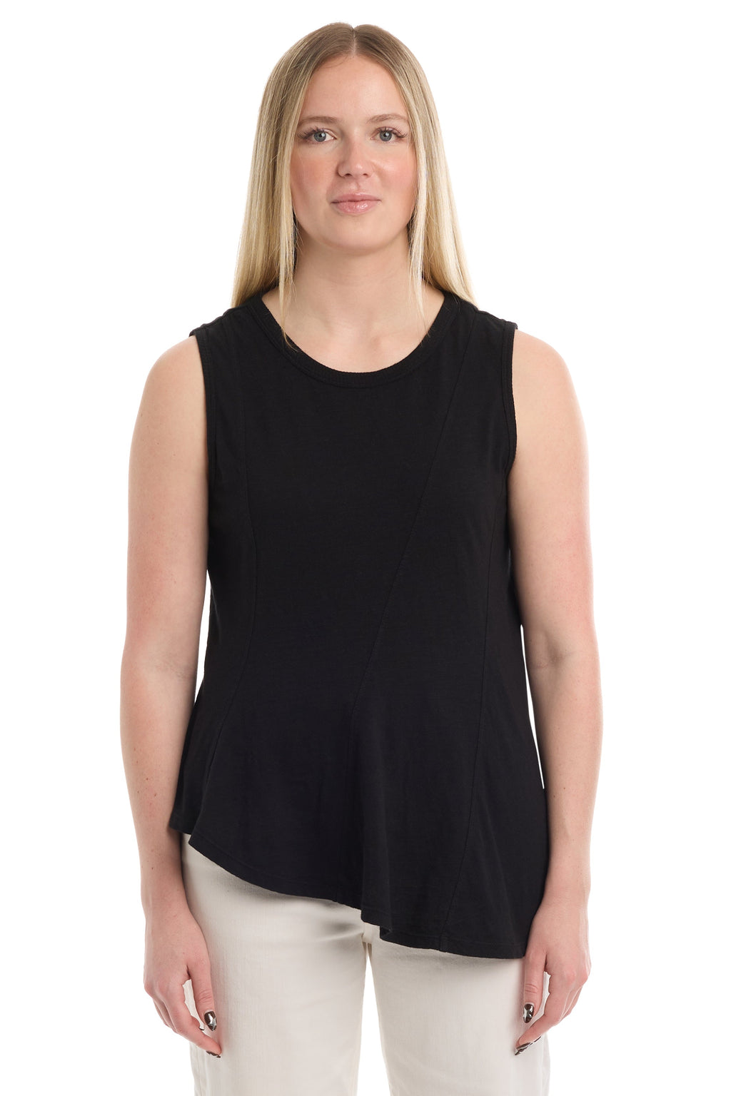 Shell with asymmetric seams